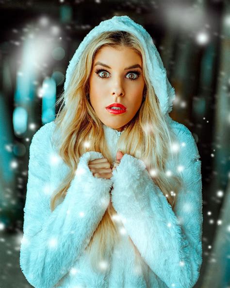 rebeca zomolo|Rebecca Zamolo (@rebeccazamolo) • Instagram photos and videos.